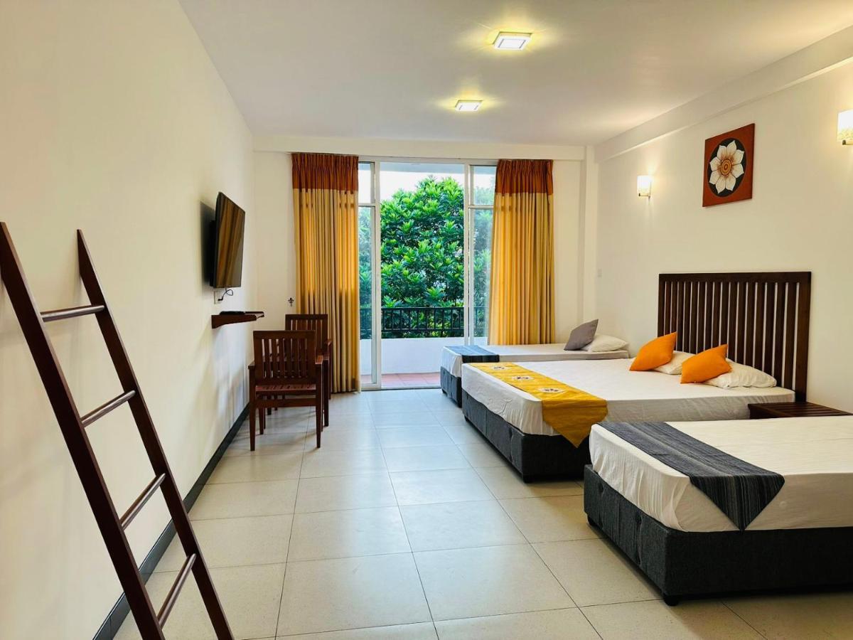 Kandy Hub Guest House Eksteriør bilde