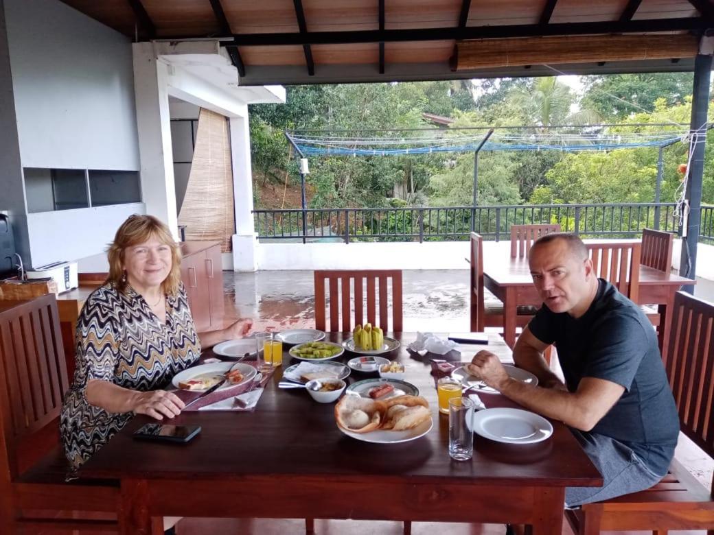 Kandy Hub Guest House Eksteriør bilde